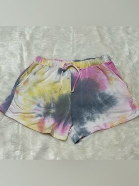 NWT Haptics Women’s French Terry Pull On Lounge Shorts with Pockets medium